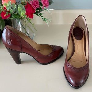 Frye Brown/Burgandy Heels 6M